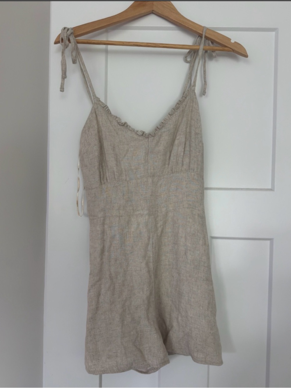 Abercrombie & Fitch Beige Tie-Shoulder Romper